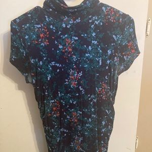 Blue floral top